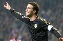 开云体育app-灰熊正面击溃北京队，浓眉持续制造杀伤，一场战术与意志的较量