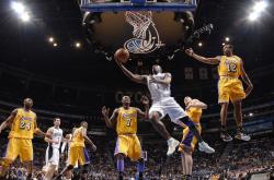 开云体育APP下载-波斯铁骑的沉默与库尔图瓦的怒吼，当稳稳拿下成为最锋利的剑