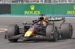 开云足球直播-关于迈凯伦横扫红牛车队，佩雷兹状态火热的信息