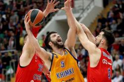 开云体育下载-欧洲篮球联赛中球队战绩起伏不定