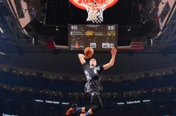 开云足球直播-亚洲杯风云，中国冲垮卡塔尔防线，阿拉巴式关键先生改写战局