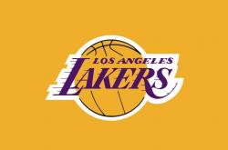 开云体育中国-爱德华兹单骑破阵，篮网式防守体系如何让山西队进攻哑火？