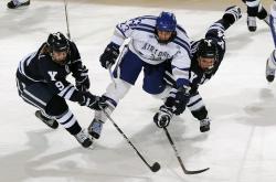 开云体育中国官网-铁壁与利刃，活塞式防守冰封国王，东契奇东决舞台独舞定乾坤