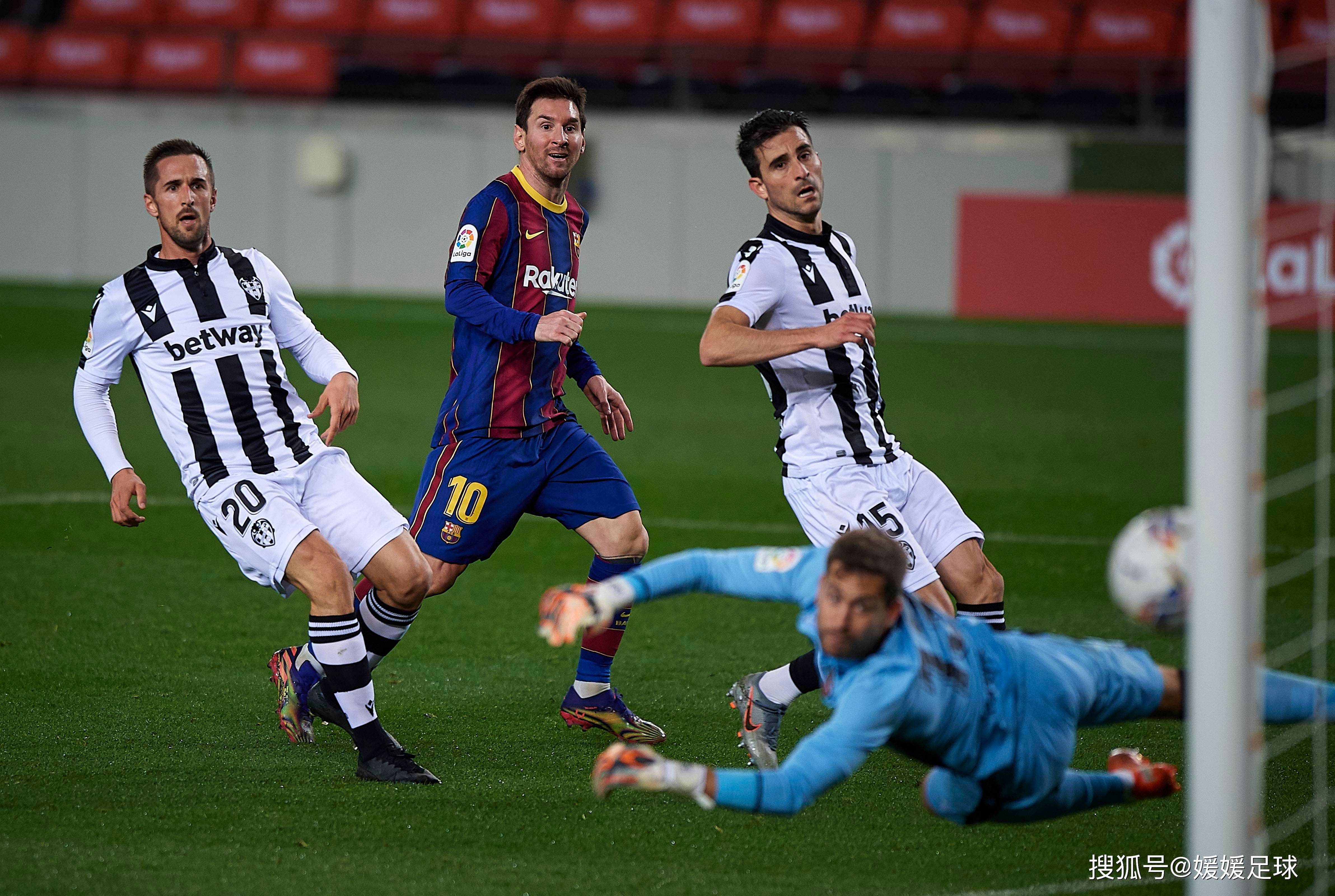 巴塞罗那队在强劲对手面前击败对手 巴塞罗那队在强劲对手面前击败对手