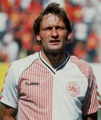 丹麦队备战斯科特兰，势必全力以赴