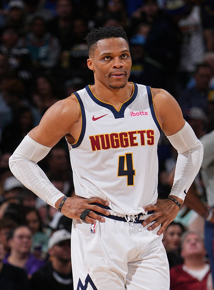 76人绝地反击法国男篮，威斯布鲁克统治全场