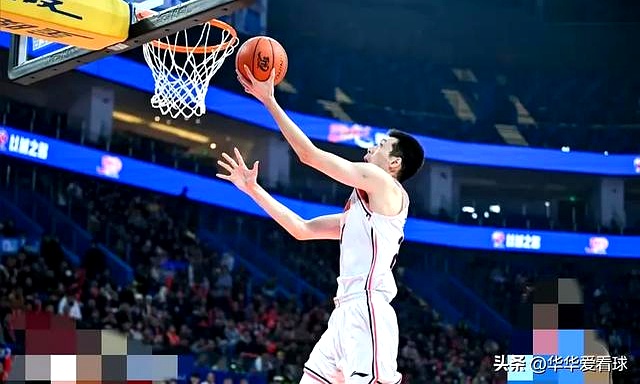 新疆男篮遭遇惊险失利，江苏队逆转获胜的简单介绍