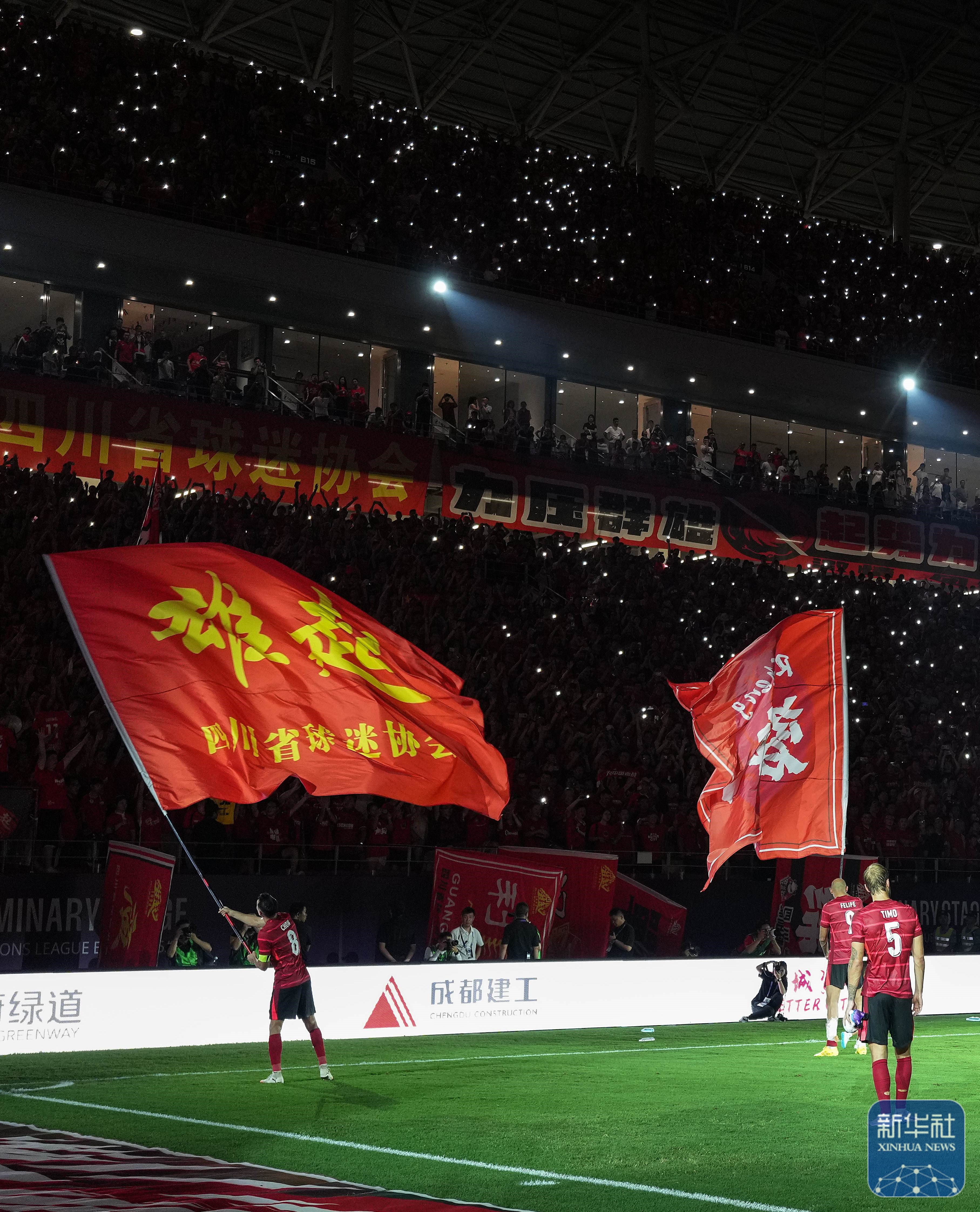 曼城主场取胜，成功晋级冠军之争的简单介绍