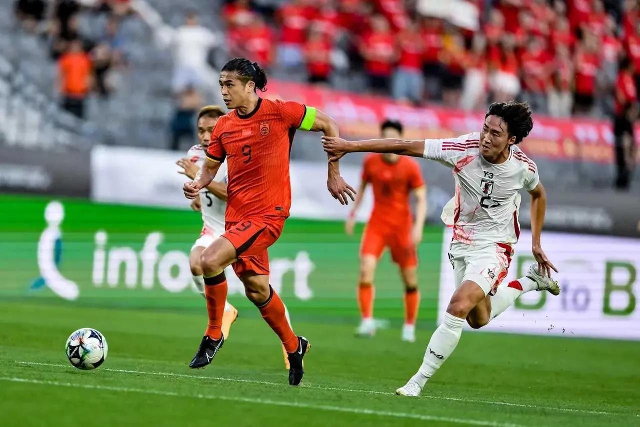 亚洲球队夺取胜利，晋级比赛下一轮的简单介绍