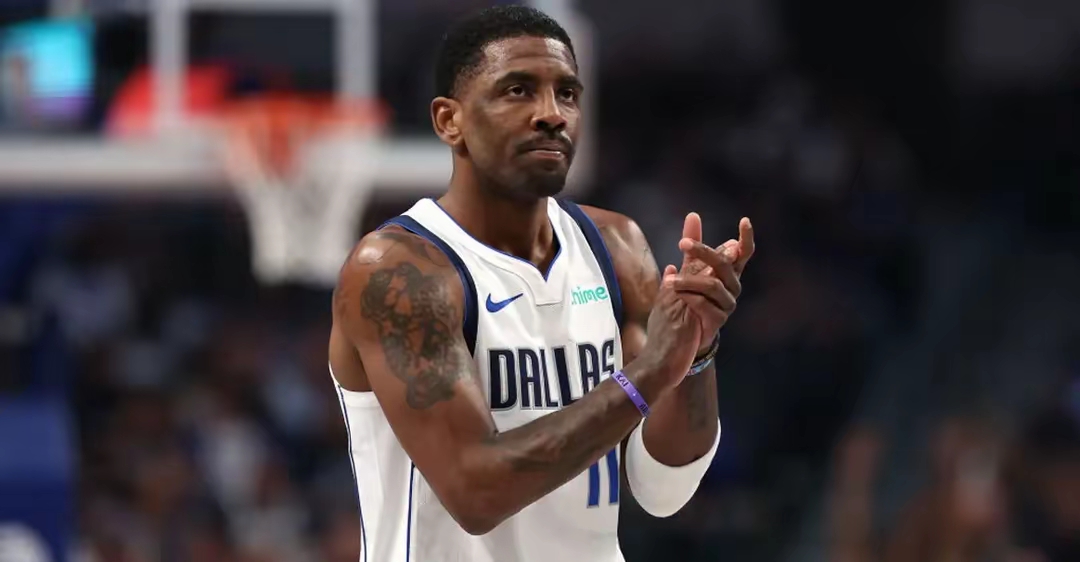 黄蜂对阵热火，双方球员拼尽全力，精彩对决的简单介绍