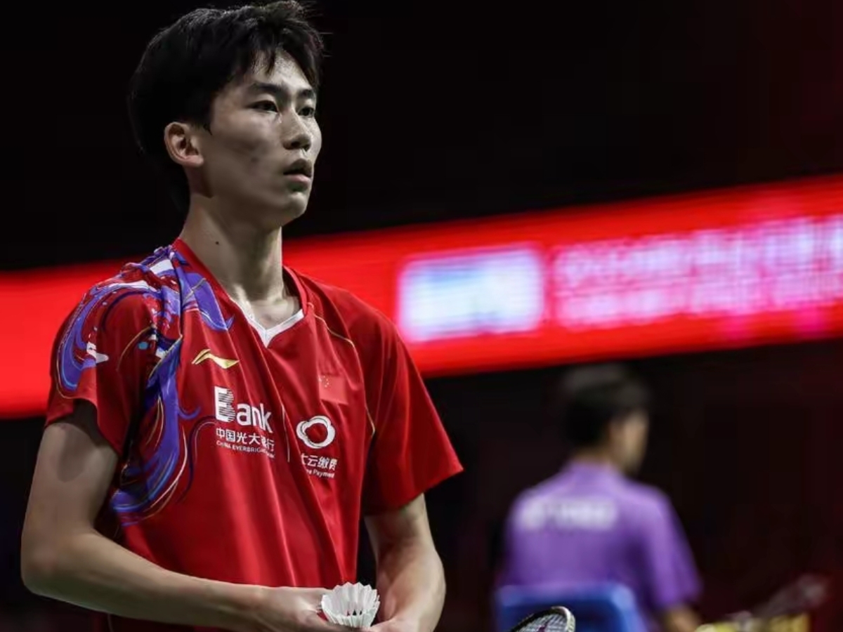 中国羽毛球队爆冷韩国羽毛球队，林丹打破历史纪录的简单介绍