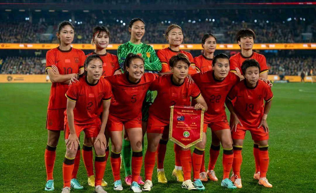 关于年度最佳女足球员评选启动，多名华人球员入围的信息