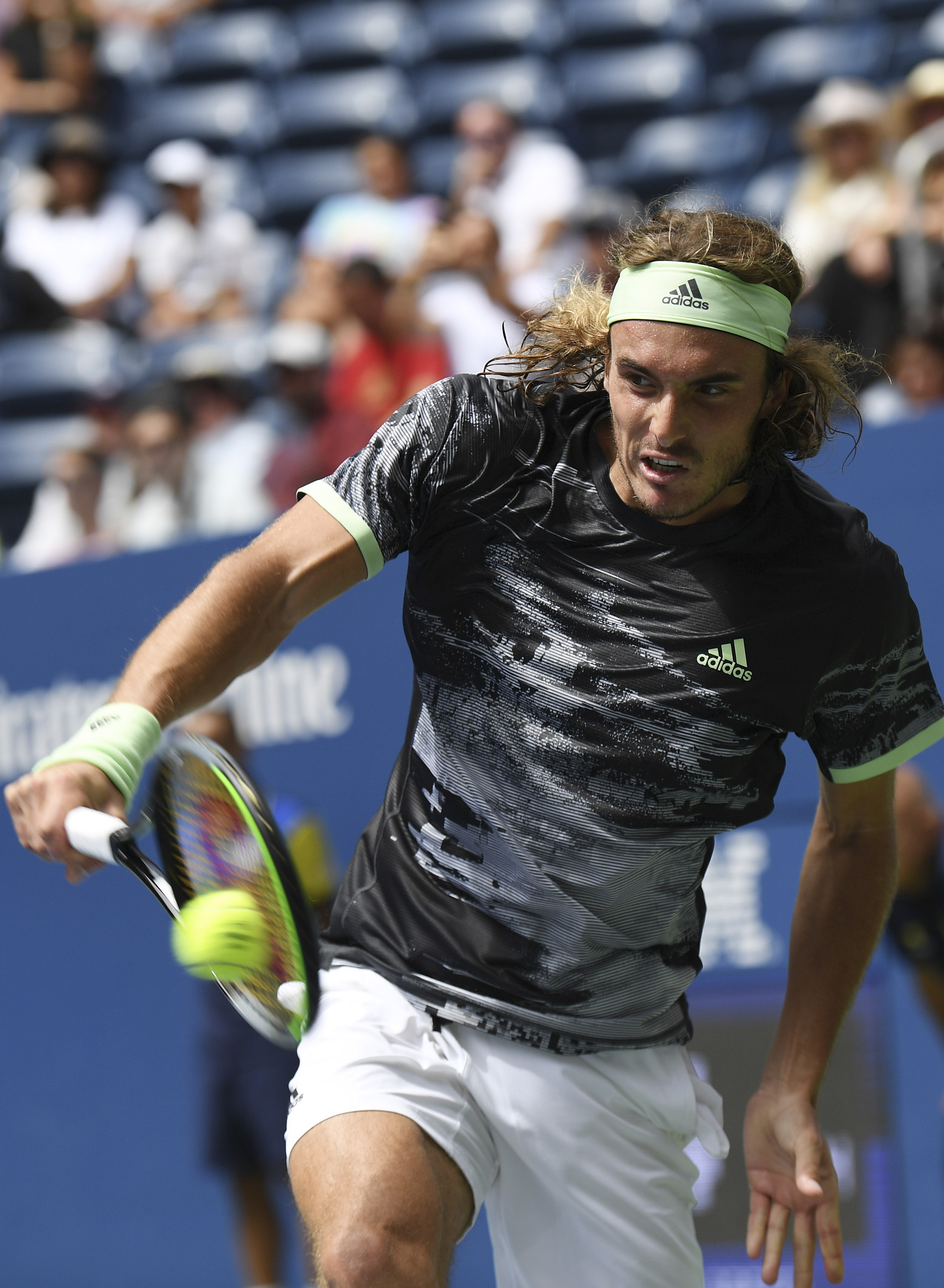 关于澳大利亚网球队强势欧洲网球队，西西帕斯惊艳世界的信息