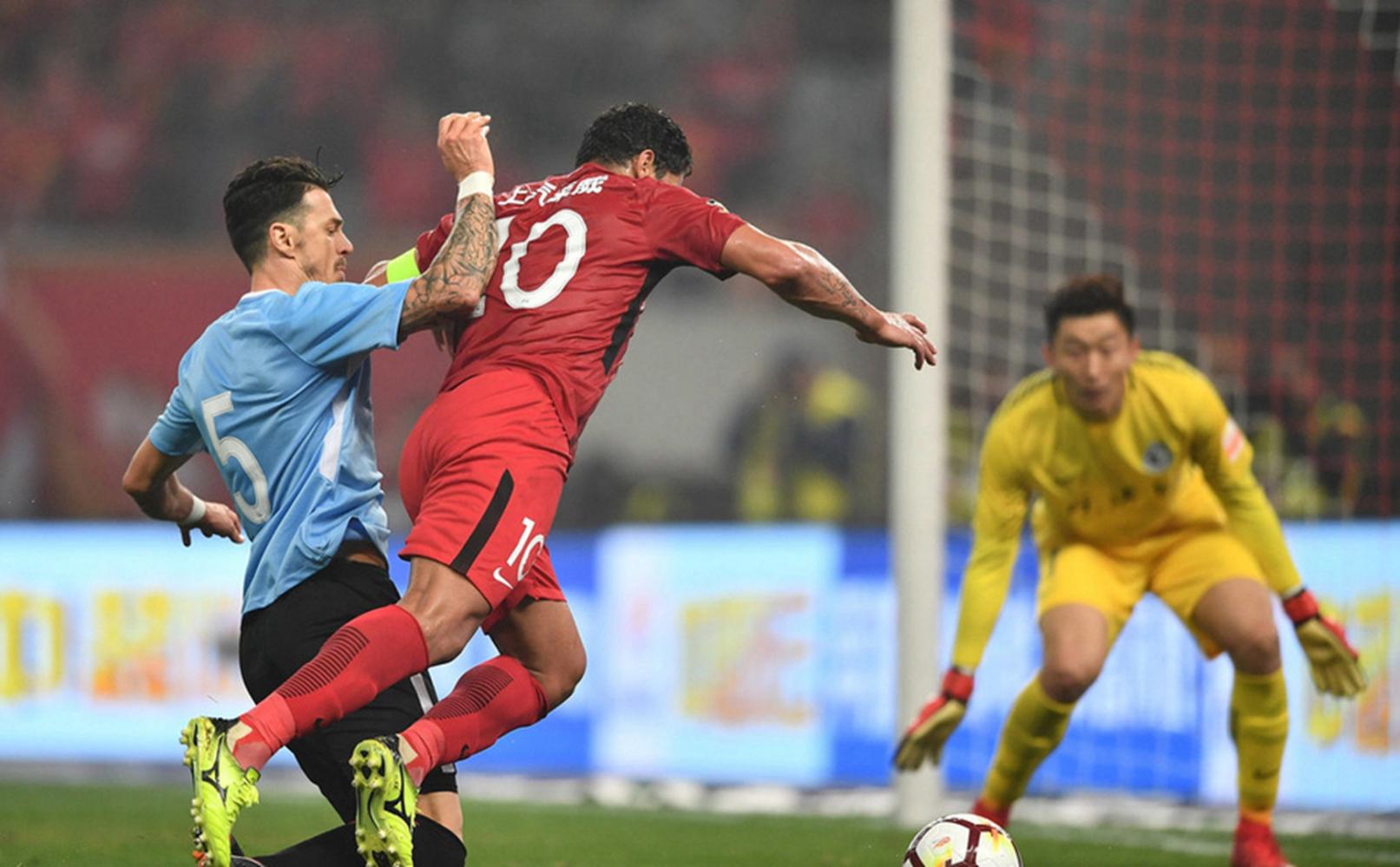 关于大连一方主场胜上港，实力有增的信息