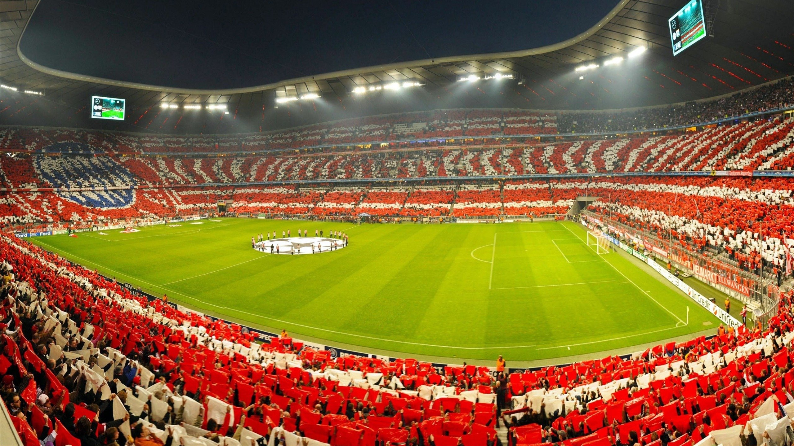 北欧童话续写传奇，丹麦绝杀秘鲁，抢七之夜见证足球的残酷与浪漫